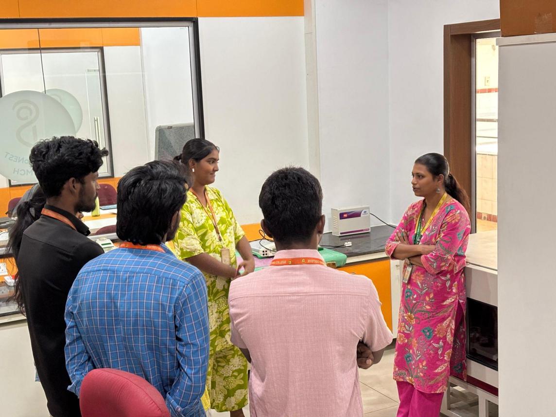 Biomedical students touring the BioNEST facility on 8 July 2026